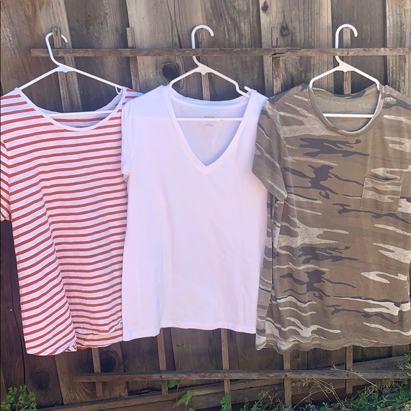Old Navy Tops - Old Navy 🛳 Mossimo ☁️ Target 🎯 TEE BUNDLE!